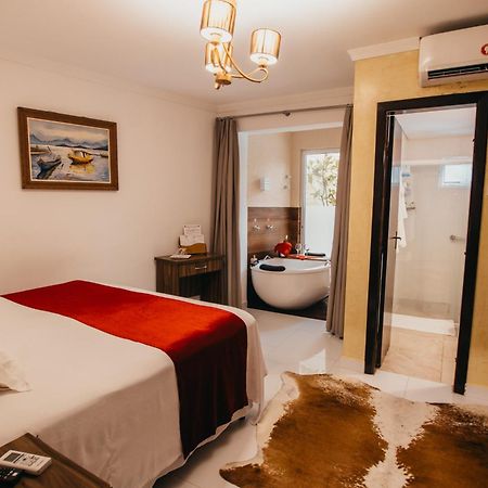 Hotel Cabana Suiça Guaratuba Oda fotoğraf