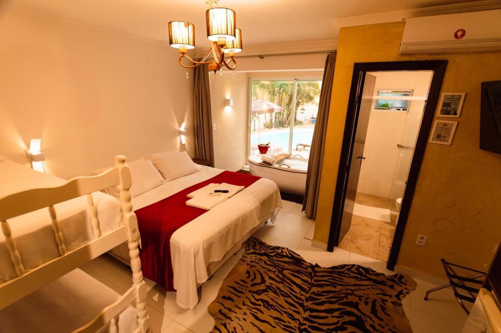 Hotel Cabana Suiça Guaratuba Oda fotoğraf