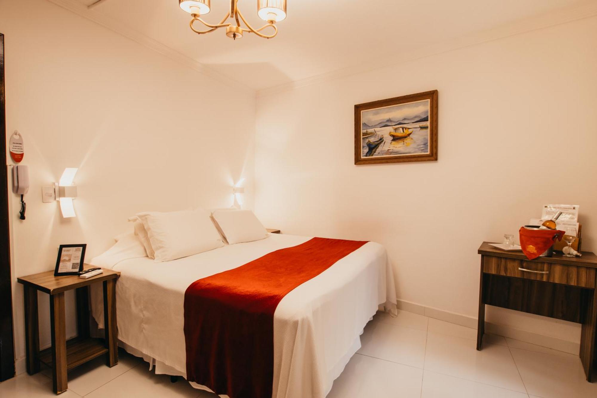 Hotel Cabana Suiça Guaratuba Oda fotoğraf