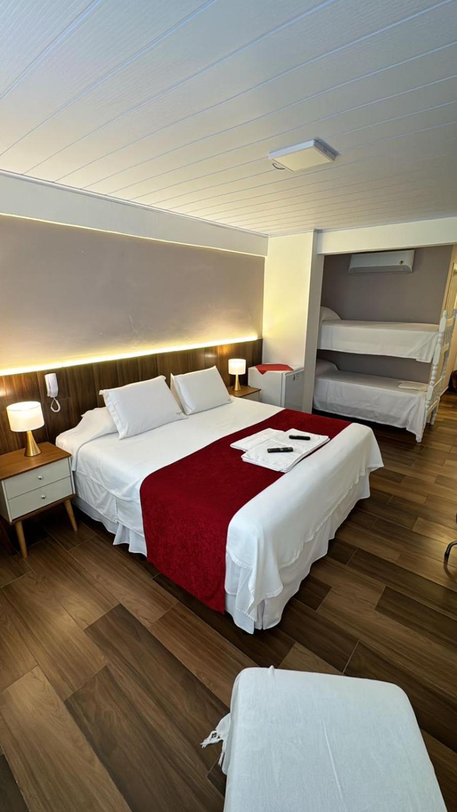 Hotel Cabana Suiça Guaratuba Oda fotoğraf